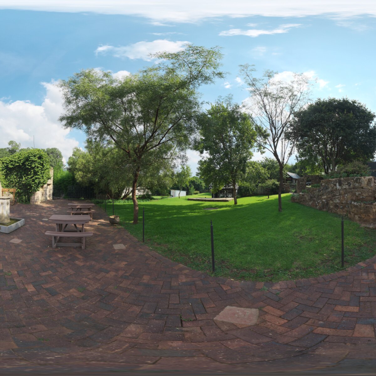 Medieval Cafe HDRI